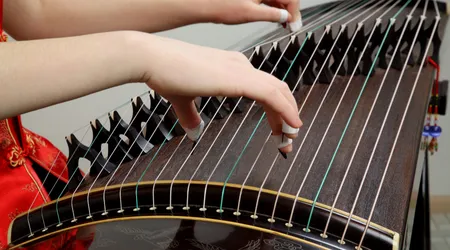 Descubra o guzheng