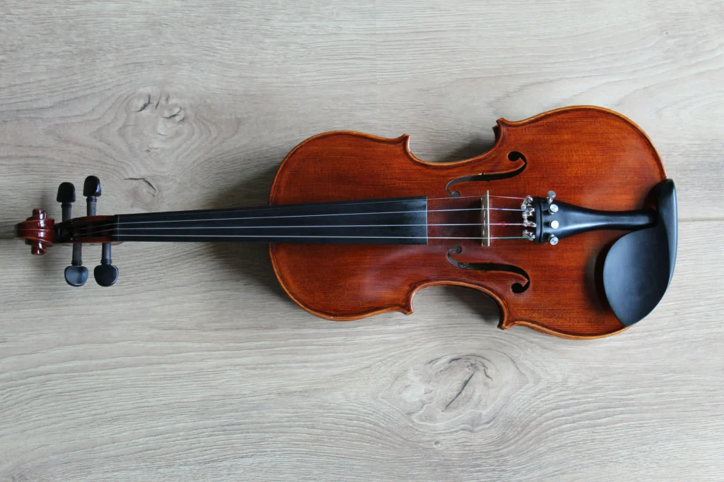 Guia de manutenção: como limpar violino sem danificar verniz